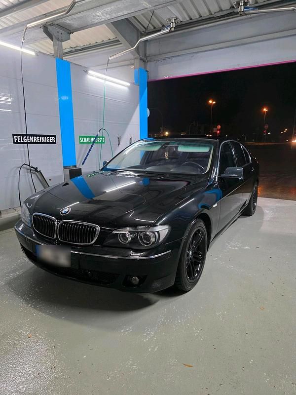 Gebraucht BMW 745 330 PS (242 kW) 2006 Schwarz Limousine