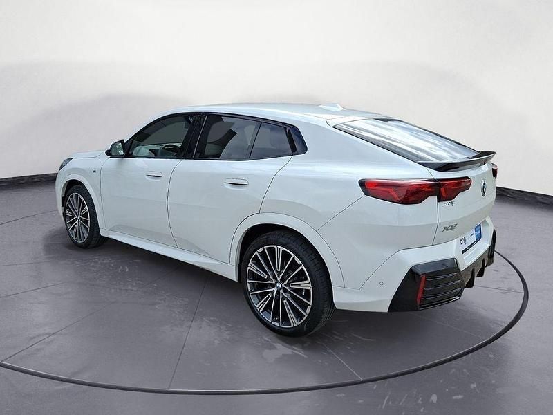 Gebraucht BMW X2 M Sport 150 PS (110 kW) 2025 Weiß SUV