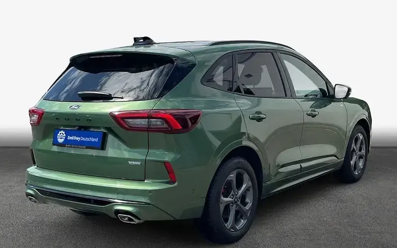 Gebraucht Ford Kuga ST-Line X 180 PS (132 kW) 2025 Grün SUV