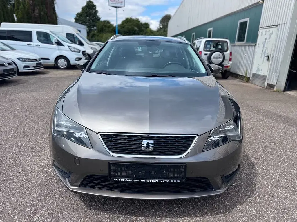 Gebraucht Seat Leon ST CONNECT 110 PS (80 kW) 2017 Grau Kombi