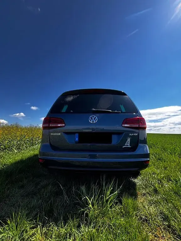 Gebraucht VW Sharan Allstar 150 PS (110 kW) 2016 Blau Van / Kleinbus