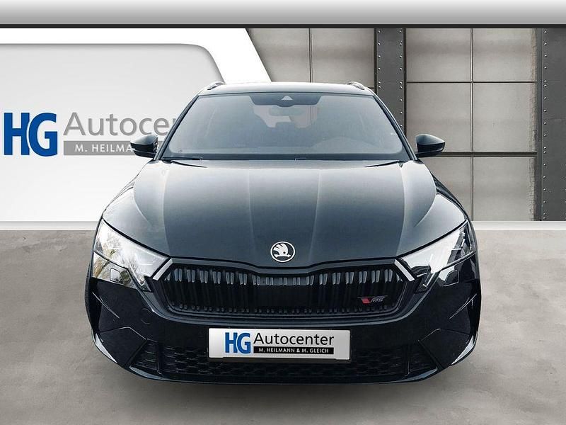 Neu Skoda Octavia RS 265 PS (194 kW) 2026 Black magic perleffekt Kombi