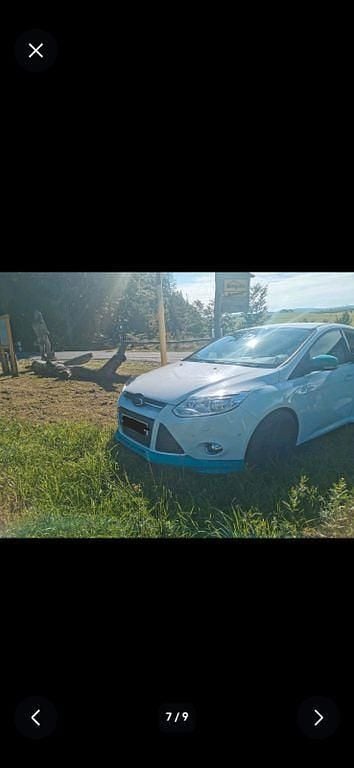 Gebraucht Ford Focus Titanium 182 PS (133 kW) 2011 Weiß Limousine