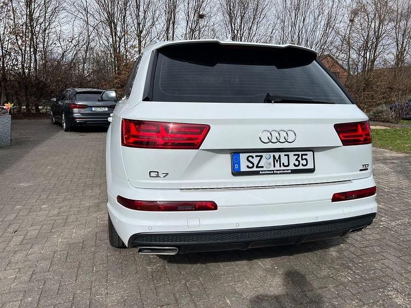 Gebraucht Audi Q7 Design 272 PS (200 kW) 2017 Weiß SUV