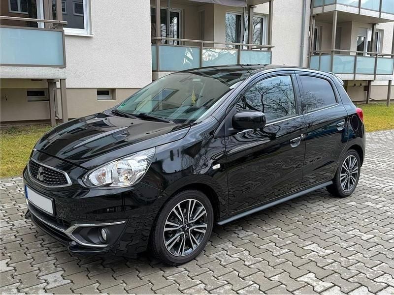 Gebraucht Mitsubishi Space Star Edition 80 PS (58 kW) 2018 Schwarz Kleinwagen