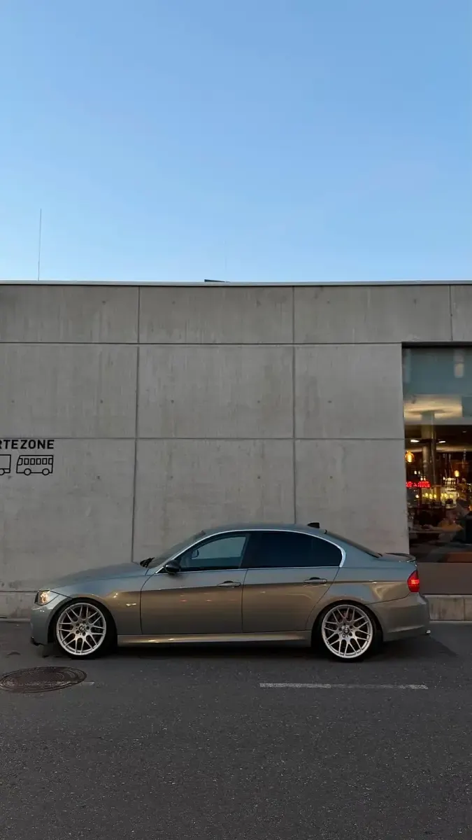 Usata BMW 325 197 CV (144 kW) 2007 Grigio Berlina