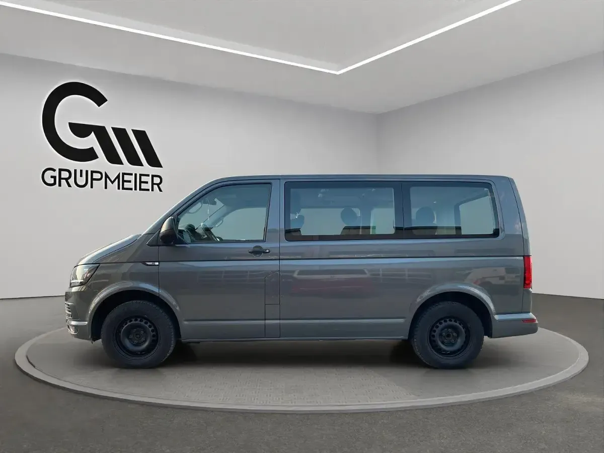 Gebraucht VW Multivan 150 PS (110 kW) 2015 Grau Van / Kleinbus