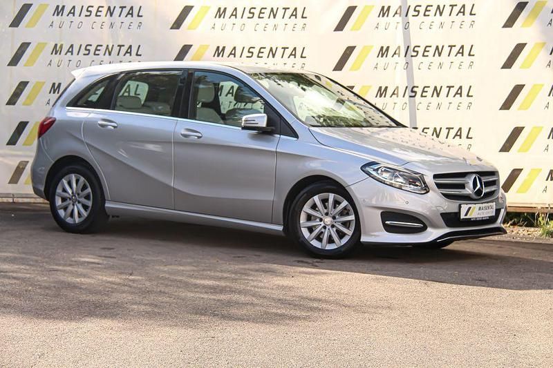 Silber Gebraucht 2016 Mercedes B200 Van / Kleinbus | 16.999 € (Fairer Preis) - Bild 1/4