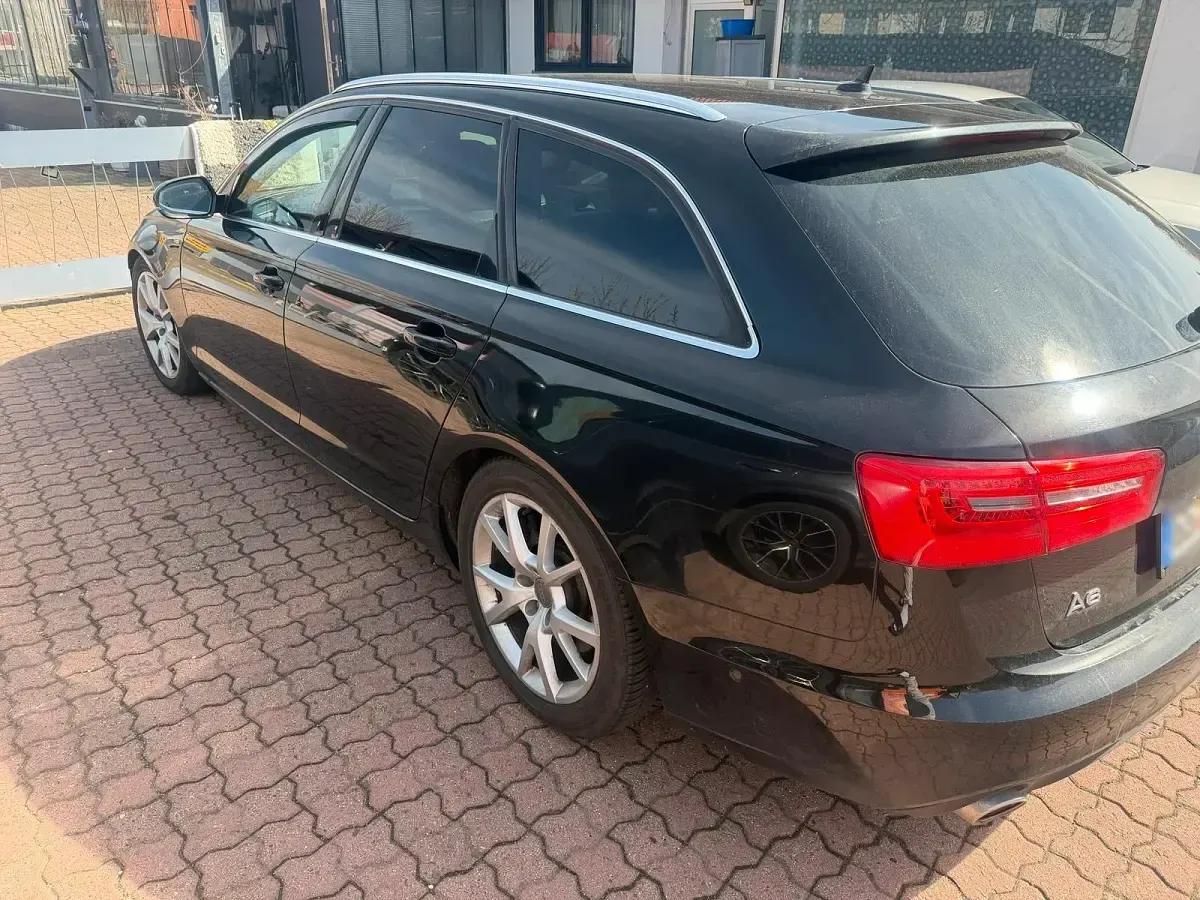 Second-hand Audi A6 S-Line 245 CP (180 kW) 2011 Negru Break