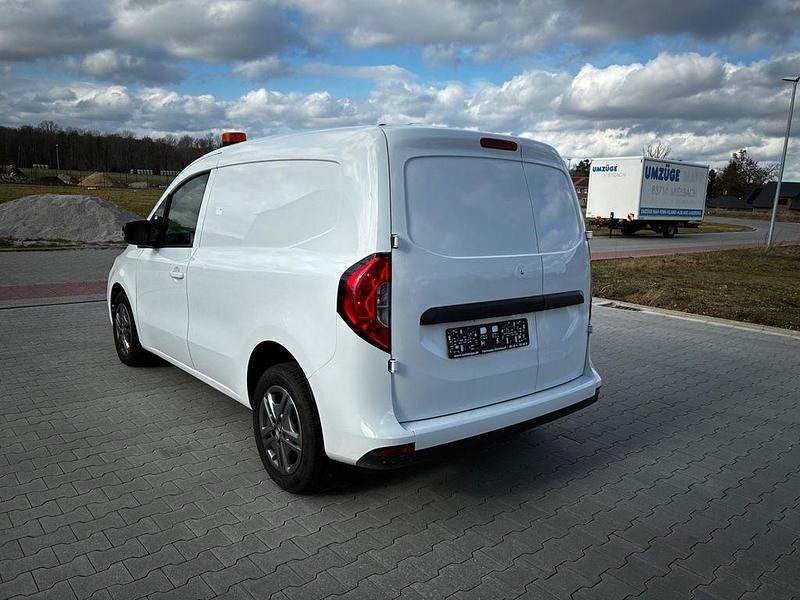 Gebraucht Mercedes Citan 110 95 PS (69 kW) 2023 Weiß Van / Kleinbus
