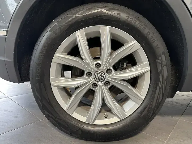 Gebraucht VW Tiguan 239 PS (175 kW) 2020 Indiumgrau SUV