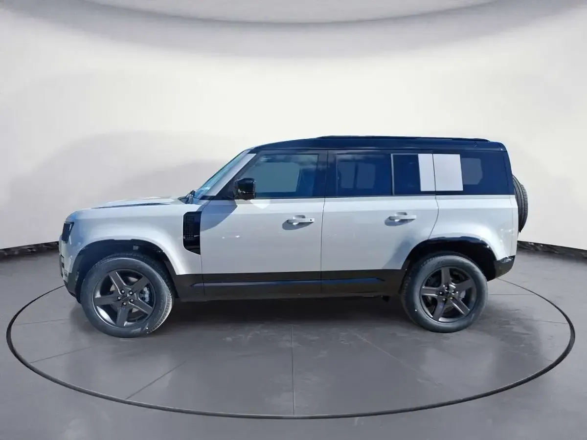 Neu Land Rover Defender SE Dynamic 200 PS (147 kW) 2026 Grau SUV