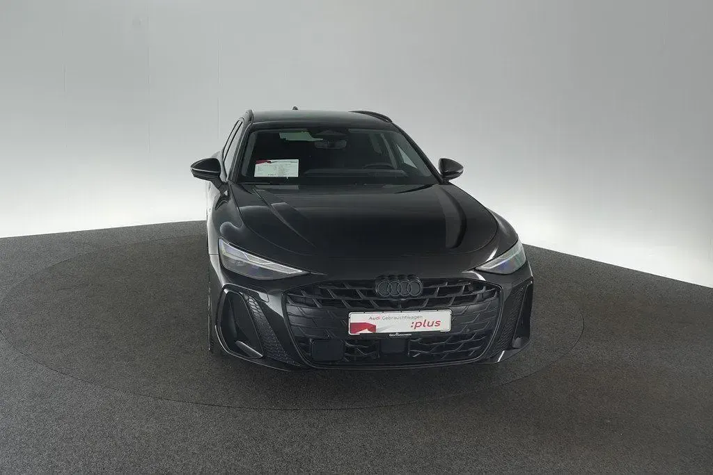 Gebraucht Audi A6 Ambiente 367 PS (269 kW) 2025 Mitternachtsgrün metallic Kombi
