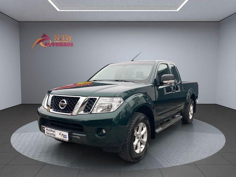 Gebraucht Nissan Navara SE 190 PS (139 kW) 2015 Grün Pickup