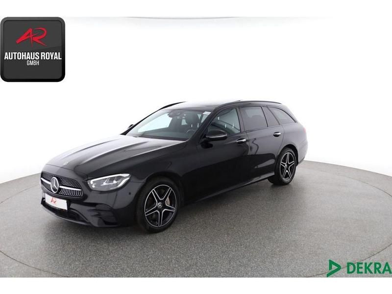 Schwarz Gebraucht 2022 Mercedes E300 AMG Kombi | 32.879 € (Guter Preis) - Bild 1/4