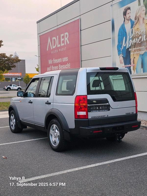Grau Gebraucht 2006 Land Rover Discovery 3 SUV | 5.950 € (Fairer Preis) - Bild 1/4