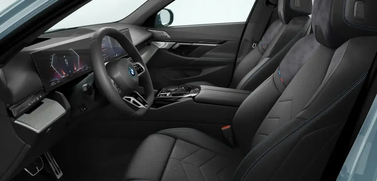 Gebraucht BMW 550e Comfort Edition 489 PS (359 kW) 2025 Grün Kombi