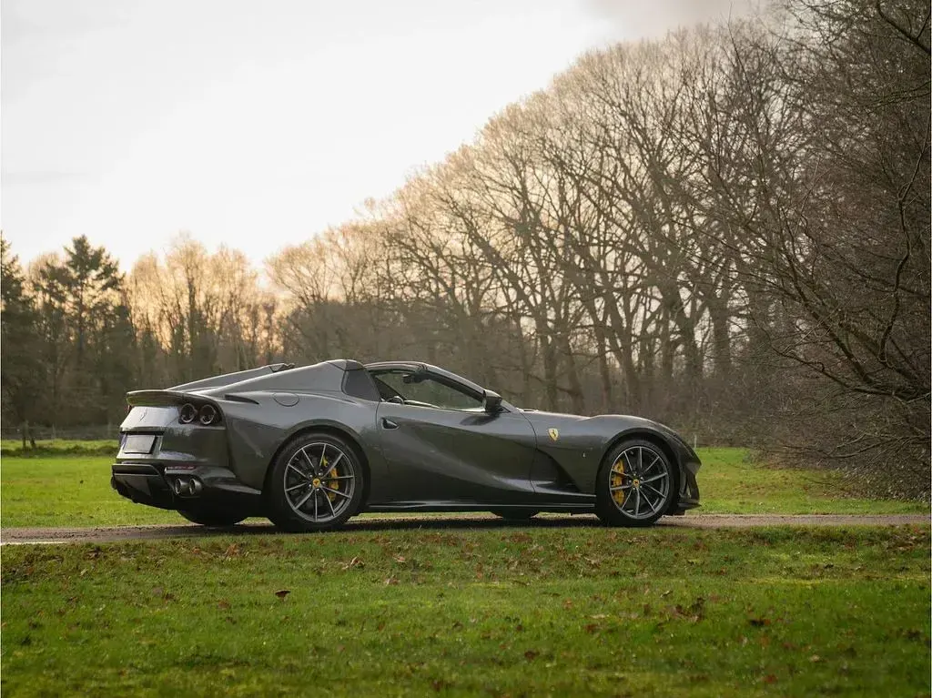 Second-hand Ferrari 812 799 CP (587 kW) 2021 Gri Cabrio