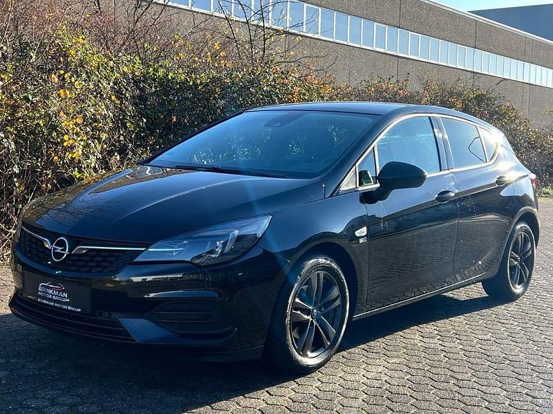 Schwarz Gebraucht 2020 Opel Astra Edition+ Limousine | 14.895 € (Fairer Preis) - Bild 1/3
