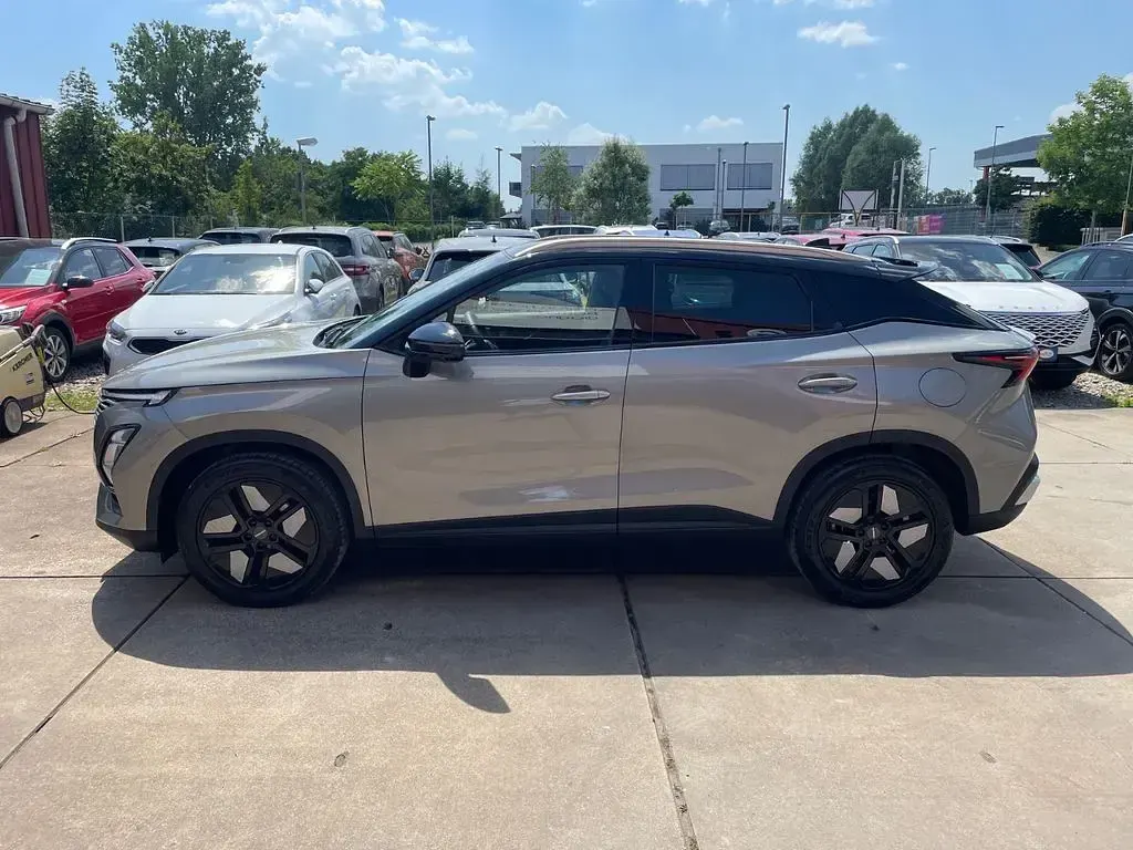 Gebraucht Omoda 5 147 PS (108 kW) 2025 Grau SUV