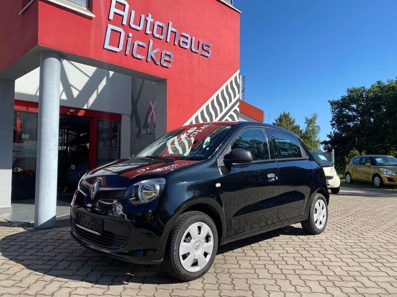 Sternenschwarz Gebraucht 2016 Renault Twingo Life Kleinwagen | 7.490 € (Etwas zu teuer) - Bild 1/4