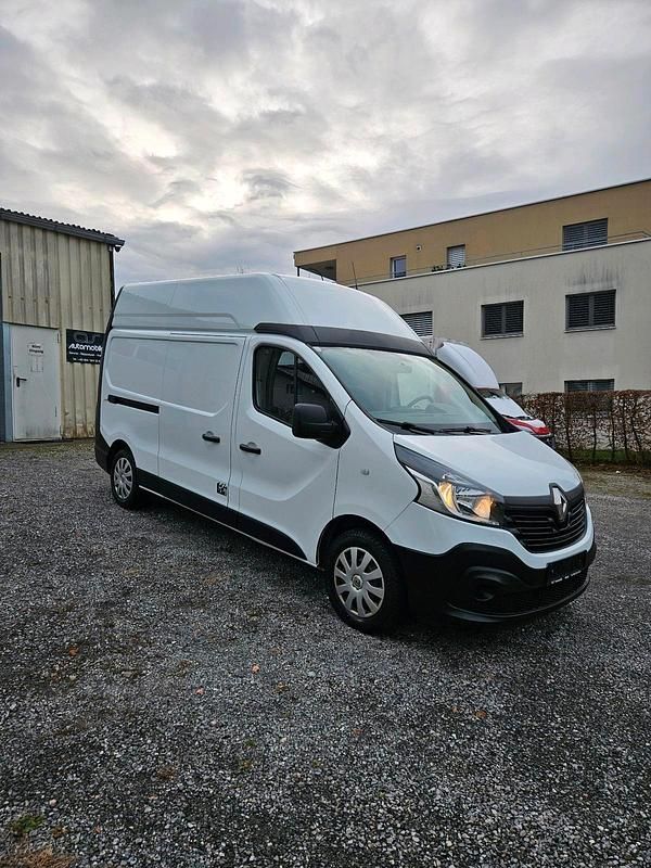 Gebraucht Renault Trafic 125 PS (91 kW) 2019 Weiß Van / Kleinbus