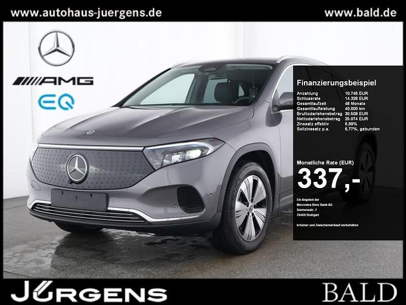Grau metalliclack mountaingrau Gebraucht 2024 Mercedes EQA300 Progressive SUV | 35.790 € (Fairer Preis) - Bild 1/4