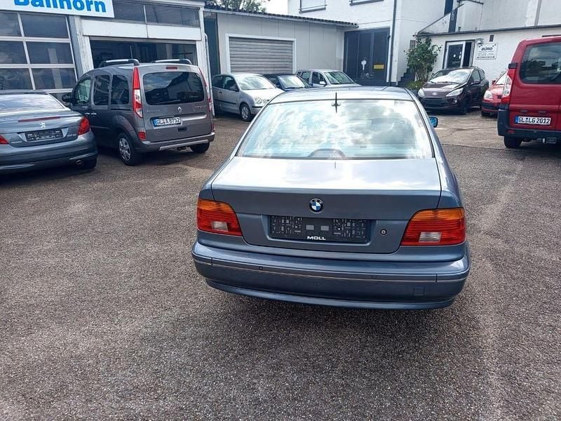 Gebraucht BMW 535 Performance 245 PS (180 kW) 2000 Blau Limousine