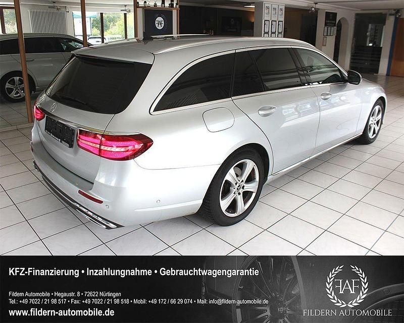 Gebraucht Mercedes E220 Avantgarde 194 PS (142 kW) 2018 Silber Kombi