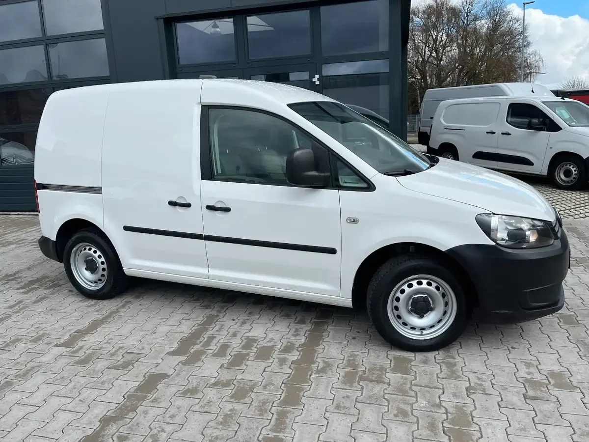 Gebraucht VW Caddy 109 PS (80 kW) 2012 Weiß Van / Kleinbus