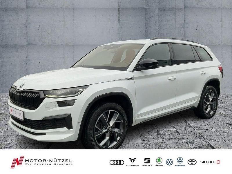 Moonweiss metallic Gebraucht 2022 Skoda Kodiaq SportLine SUV | 33.680 € (Fairer Preis) - Bild 1/4
