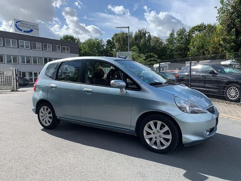 Blau Gebraucht 2005 Honda Jazz ES Kleinwagen | 5.500 € (Teuer) - Bild 1/4