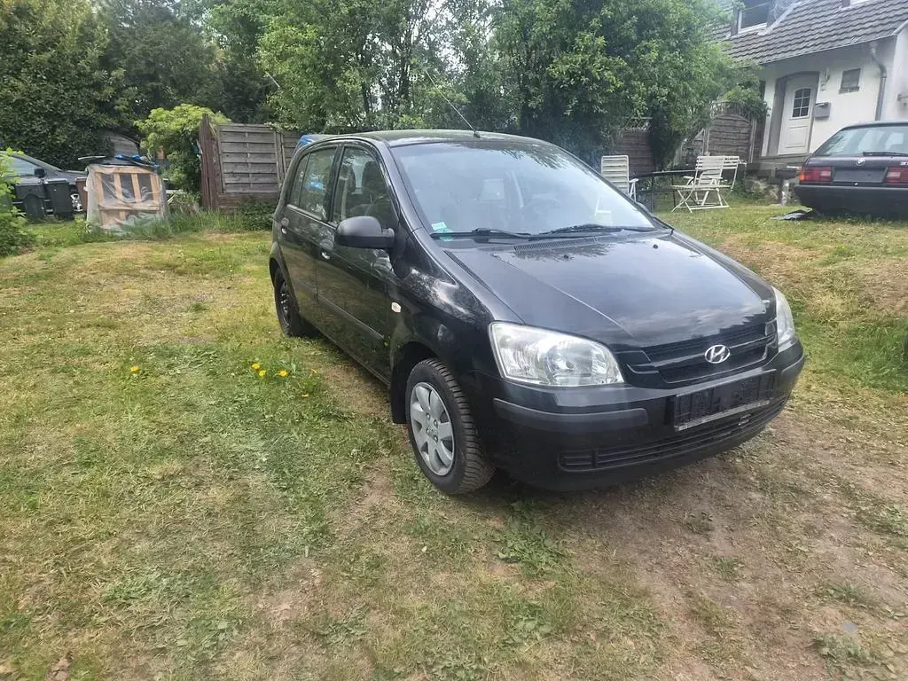 Second-hand Hyundai Getz 86 CP (63 kW) 2005 Negru Hatchback