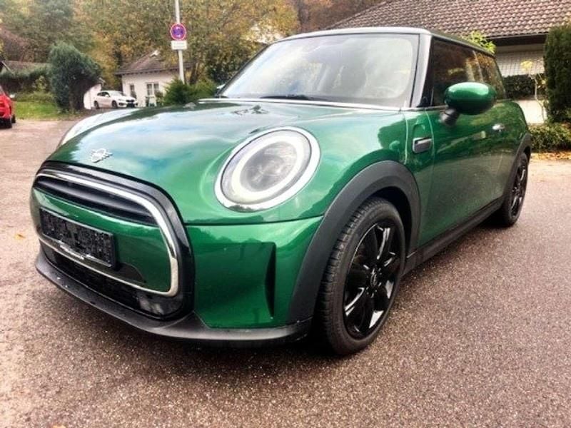 Britisch racing green Gebraucht 2021 Mini ONE Classic Kleinwagen | 15.870 € (Guter Preis) - Bild 1/4