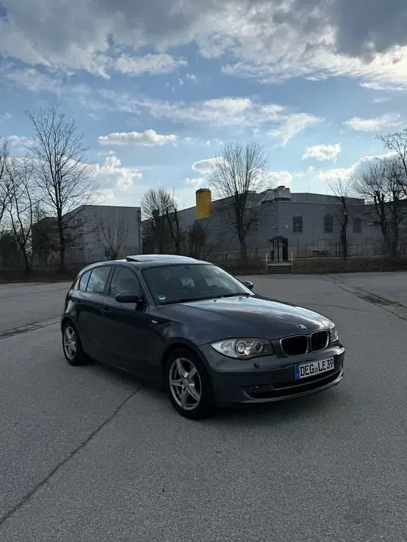 Używany BMW 120 177 KM (130 kW) 2007 Szary Hatchback