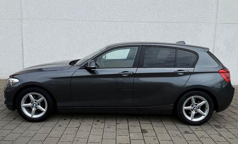 Gebraucht BMW 116 Advantage 116 PS (85 kW) 2015 Grau Kleinwagen