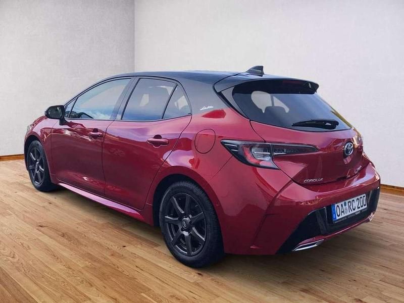 Gebraucht Toyota Corolla 152 PS (111 kW) 2019 Kaminarot/schwarz Limousine