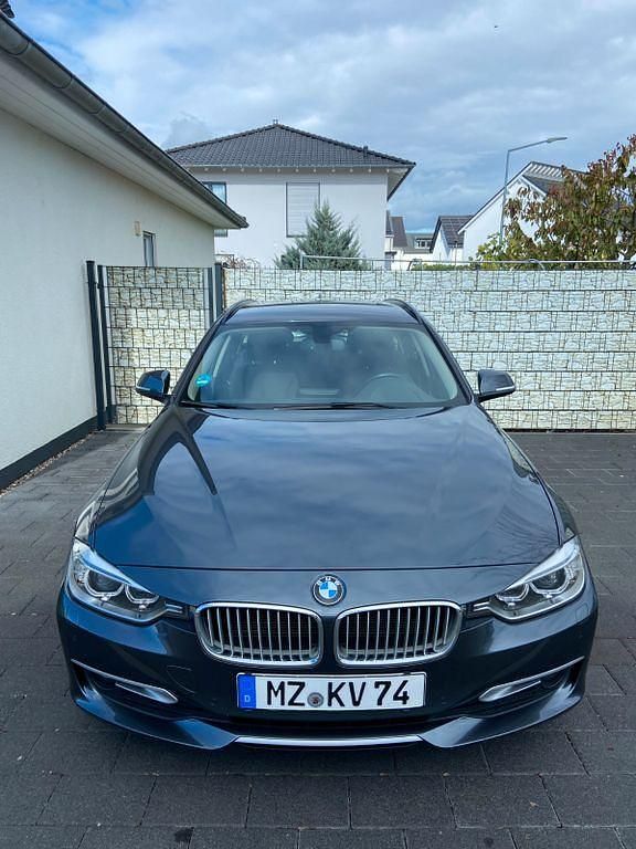 Gebraucht BMW 318 Performance 143 PS (105 kW) 2015 Grau Kombi