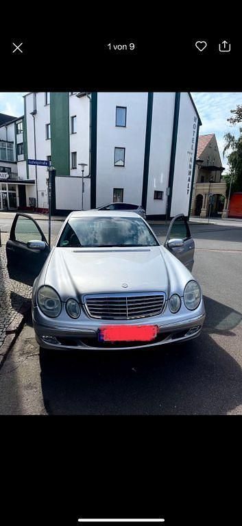 Gebraucht Mercedes E200 Elegance 163 PS (119 kW) 2003 Silber Limousine