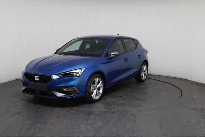Neu Seat Leon FR 150 PS (110 kW) 2025 Blau, saphirblau n1n1 Limousine