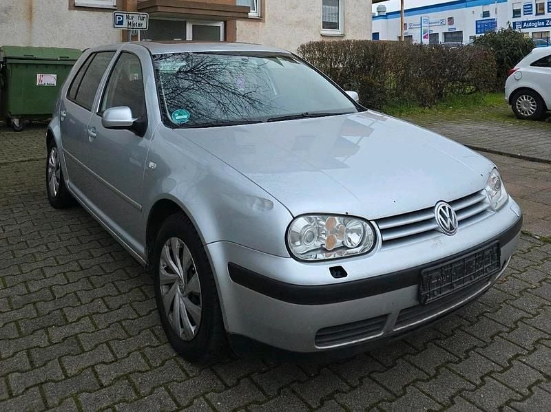 Gebraucht VW Golf IV 131 PS (96 kW) 2003 Silber Limousine