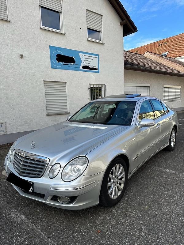Silber Gebraucht 2007 Mercedes E280 Elegance Limousine | 5.700 € (Guter Preis) - Bild 1/4