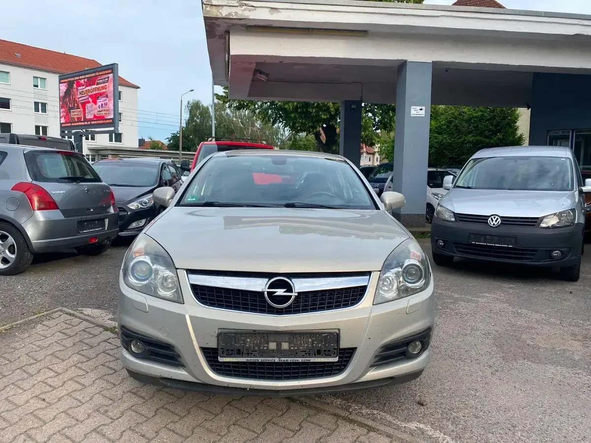 Gebraucht Opel Vectra Cosmo 147 PS (108 kW) 2009 Grau Limousine