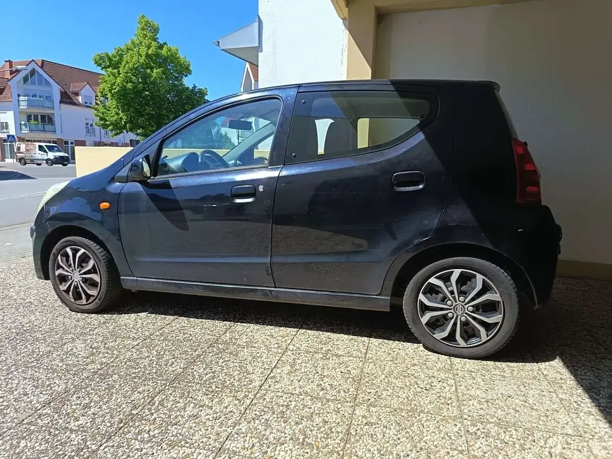 Gebraucht Nissan Pixo 68 PS (50 kW) 2010 Kleinwagen