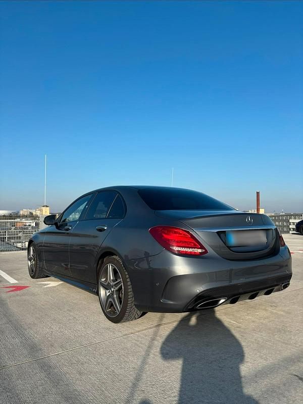 Gebraucht Mercedes C300 AMG 258 PS (189 kW) 2018 Grau Limousine