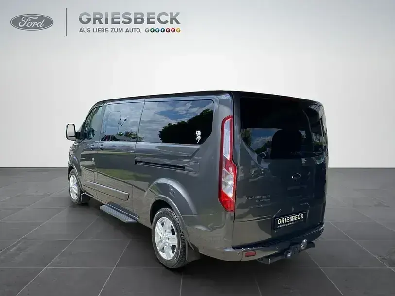 Gebraucht Ford Tourneo Custom Titanium 170 PS (125 kW) 2023 Magneticgrau (metallic) (metallic) Van