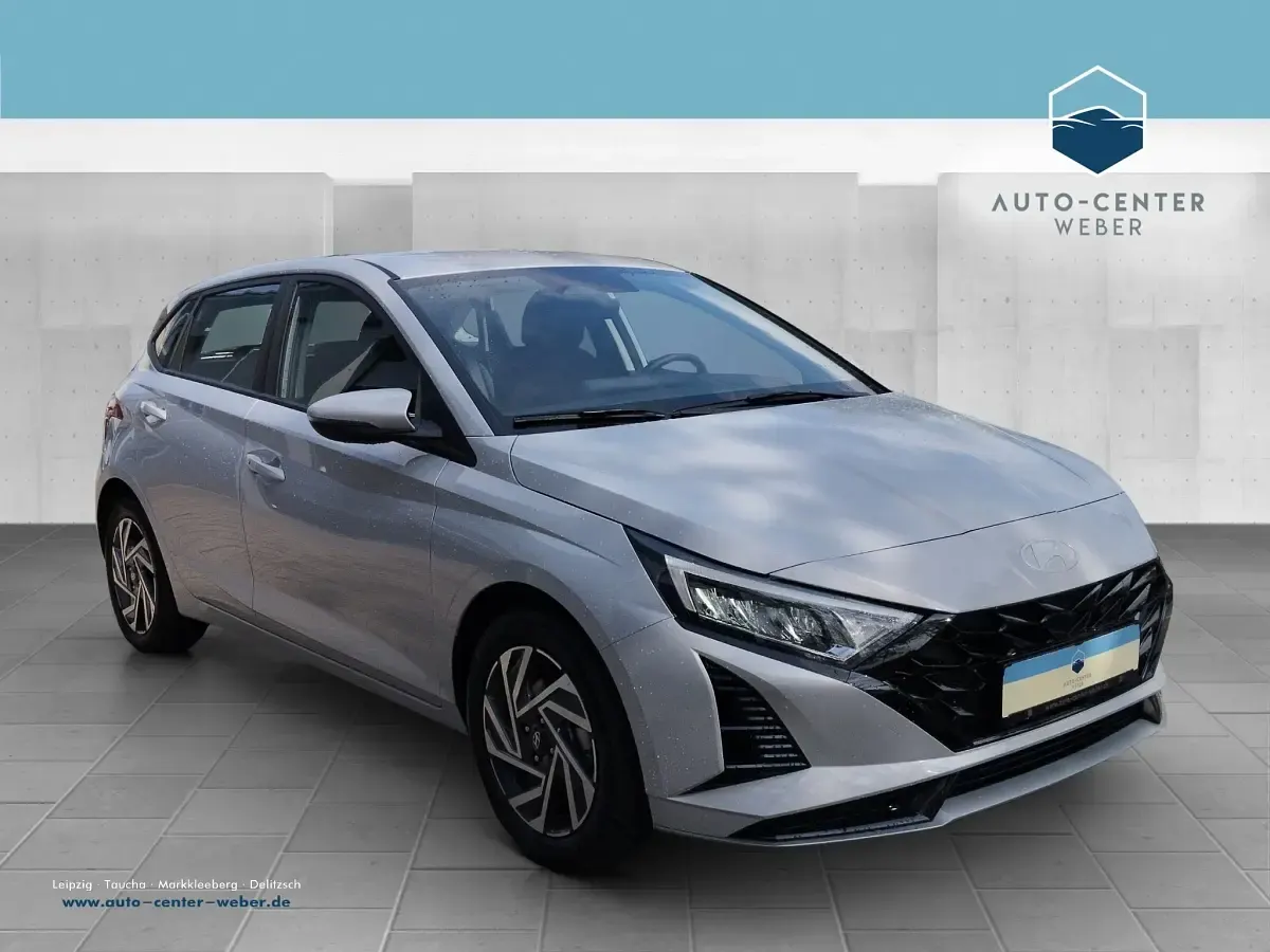 Gebraucht Hyundai i20 Trend 101 PS (74 kW) 2025 Kleinwagen