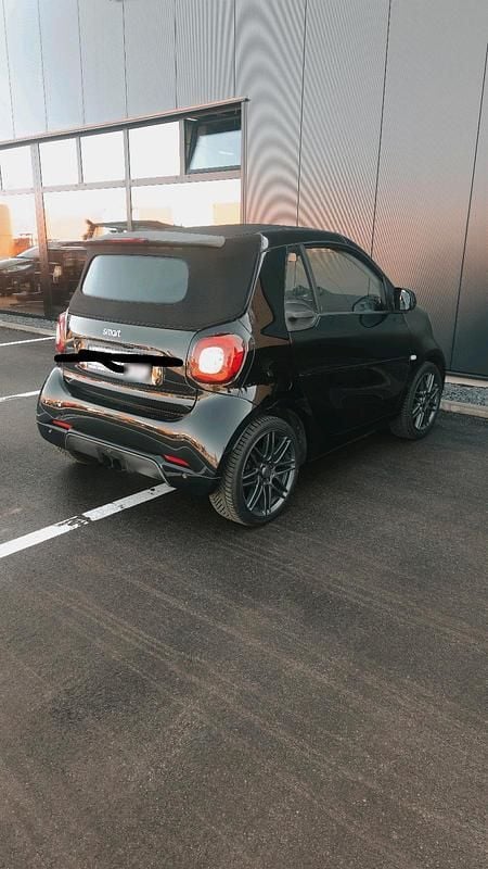 Gebraucht Smart ForTwo Cabrio Brabus 71 PS (52 kW) 2017 Schwarz Cabrio