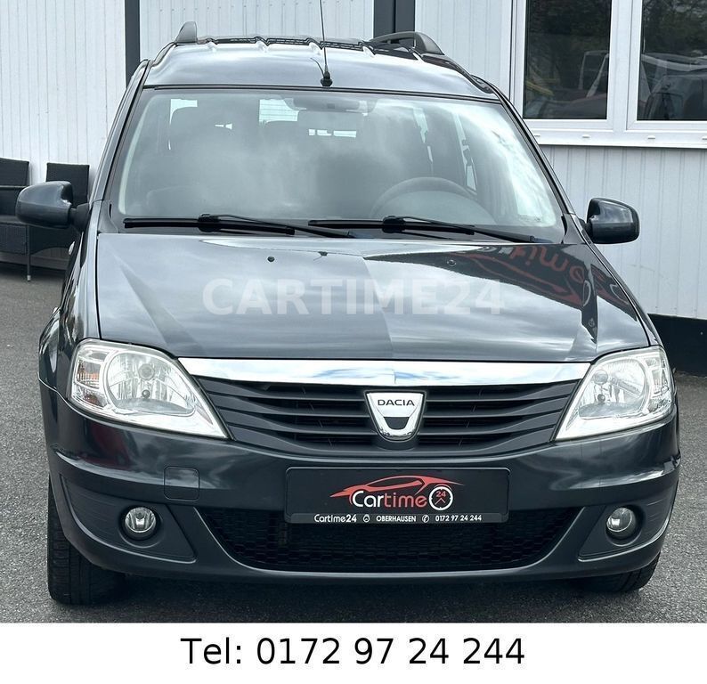 Grau Gebraucht 2009 Dacia Logan MCV Lauréate Kombi | 3.499 € (Fairer Preis) - Bild 1/4