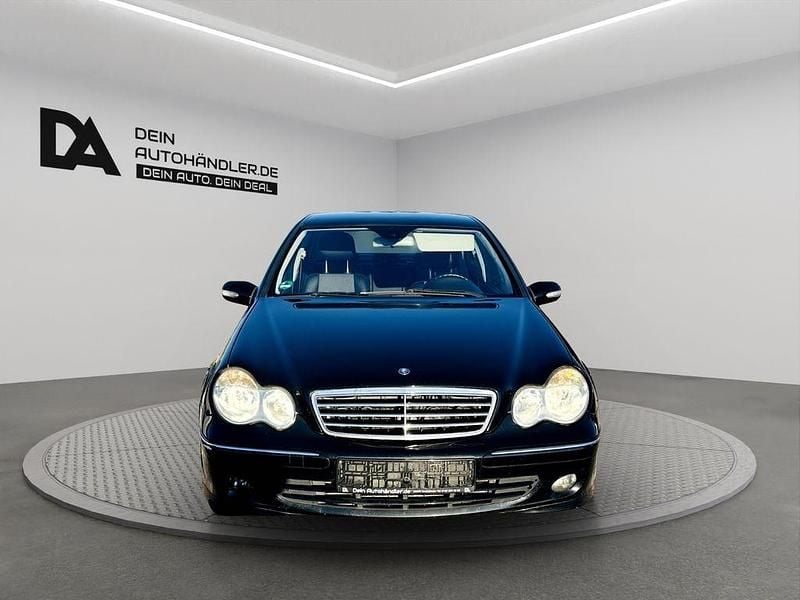 Schwarz Gebraucht 2006 Mercedes C180 Avantgarde Limousine | 2.700 € (Guter Preis) - Bild 1/4